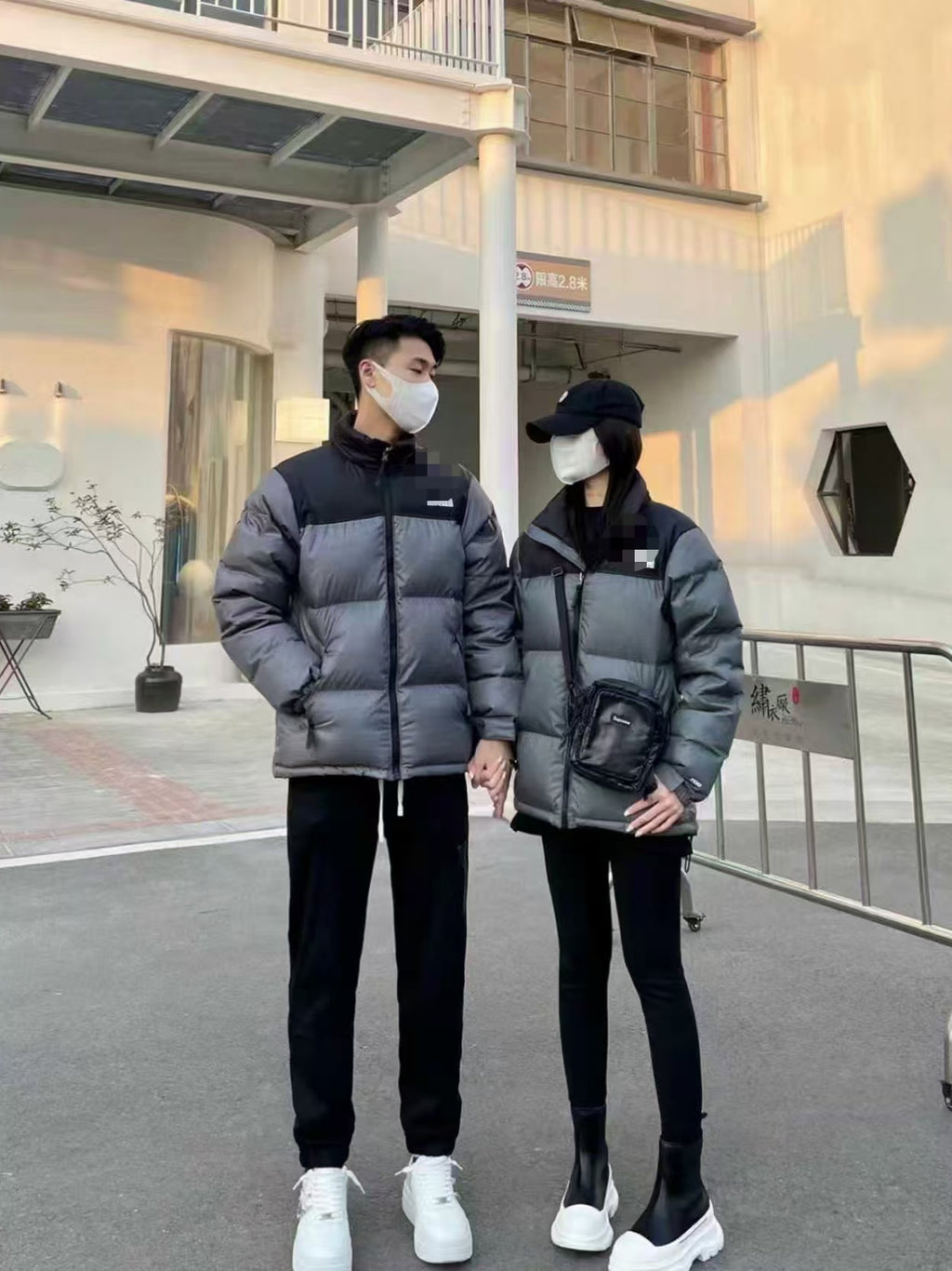 Putian top Beijia 1996 down jacket 700 fluffy embroidery winter men's and women's same loose bread clothes wholesale